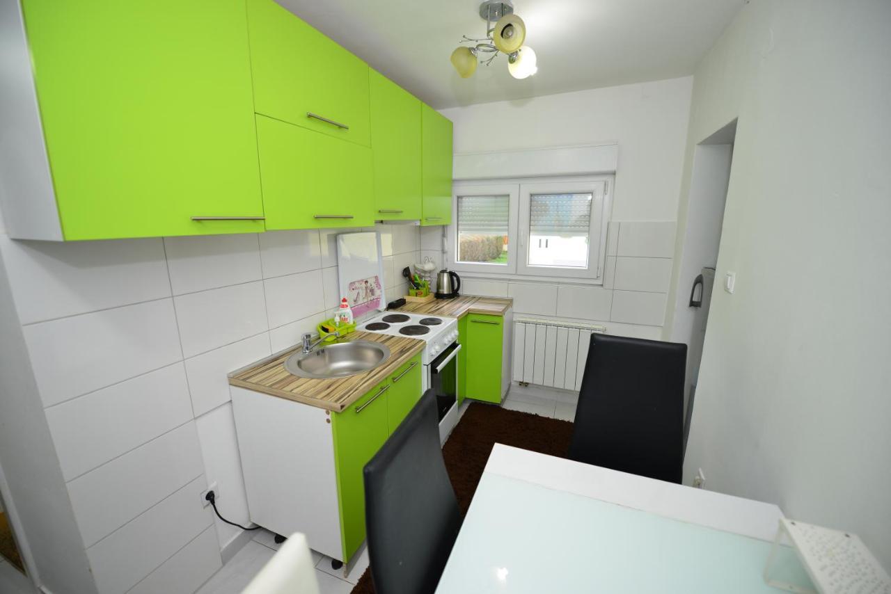 Apartment Mirela SJJ Buitenkant foto
